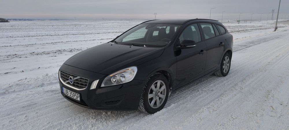 Volvo V60 bardzo ładne  orginał.