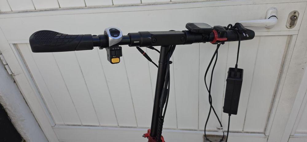 Trotinete urbanglide e-cros pro