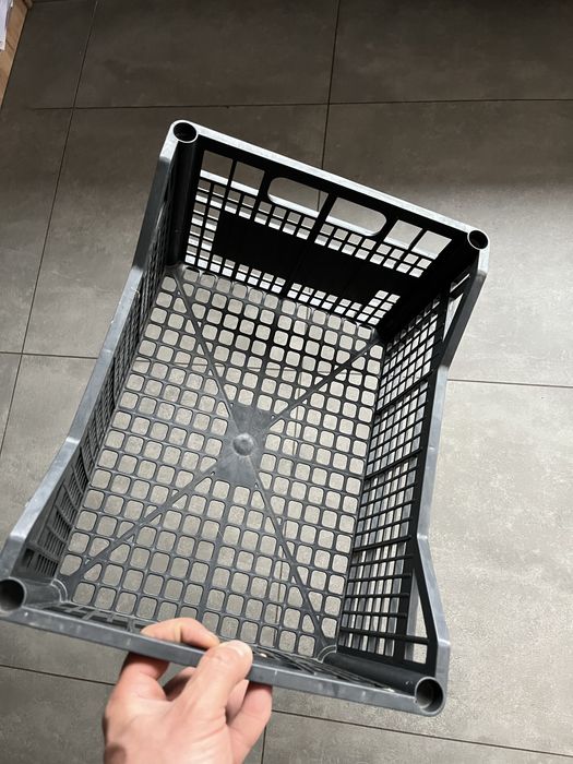 Skrzynki Plastikowe 30x40x20 jak nowe