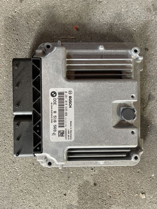 BMW 8518569 F20 F30 sterownik silnika komputer BOSCH moduł diesel