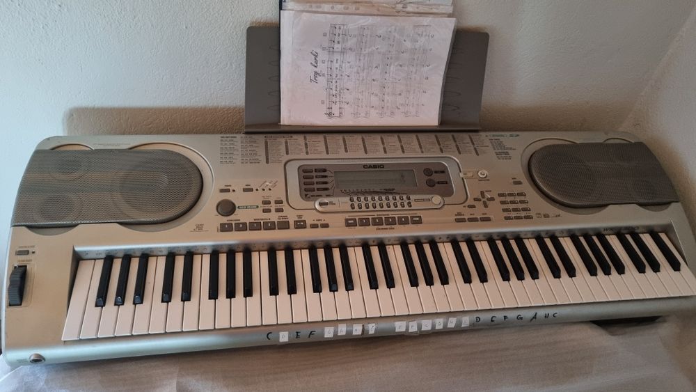 Casio keyboard wk 3300 organki