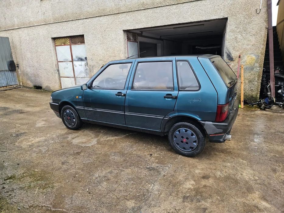 Fiat Uno para peças