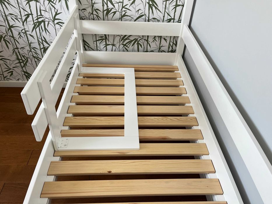 Drewniane łóżko domek 80cm x 160cm firmy Nizio Home