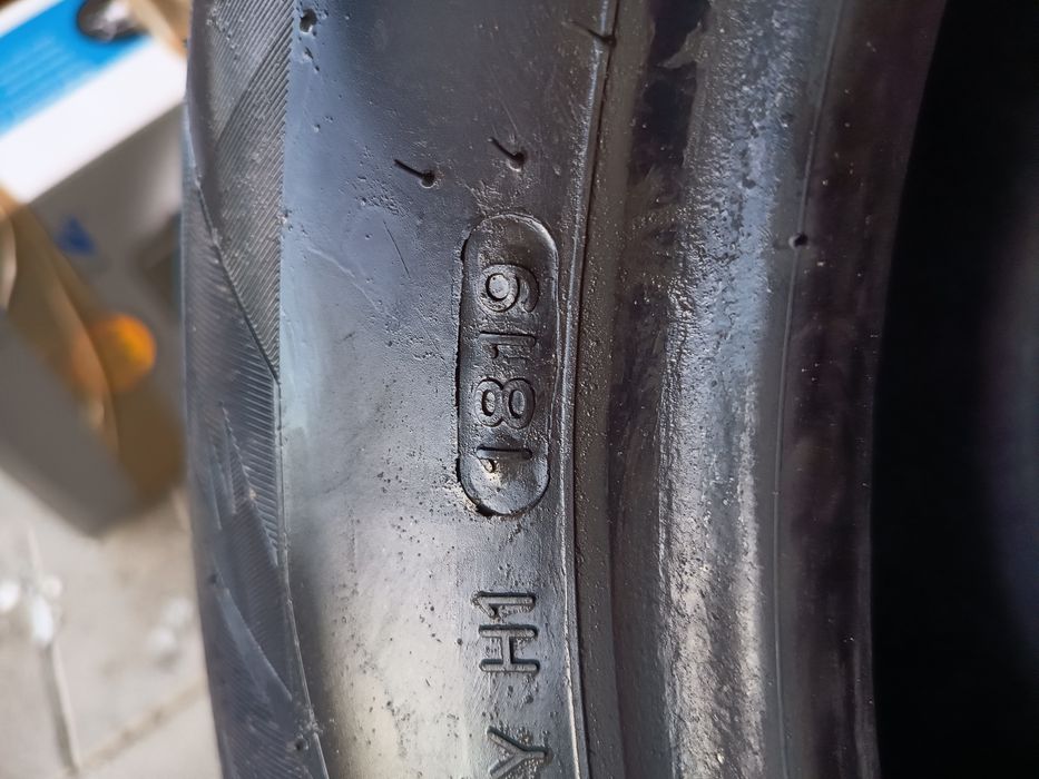 Продам Шини 215/60/16 Hankook