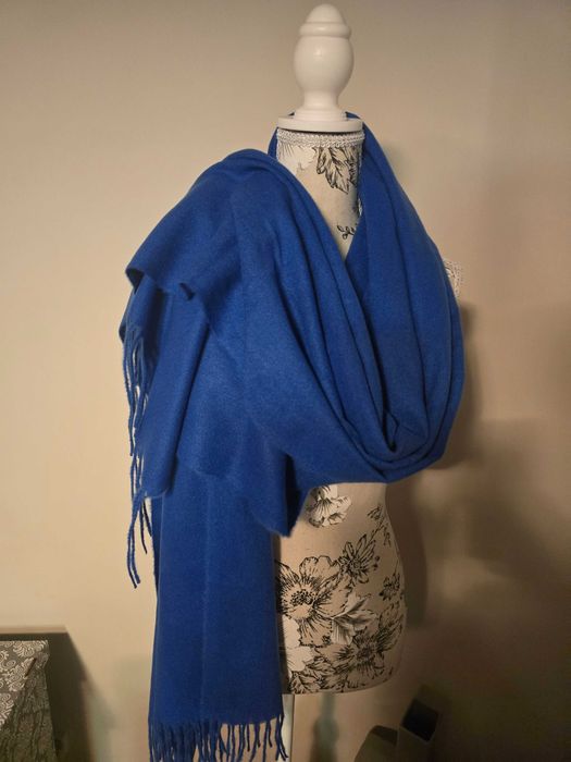 Szal 70 cm x 200 cm. Nowy Niebieski Błękit królewski