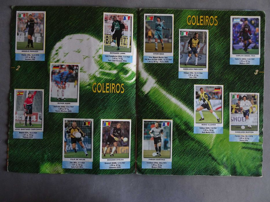 Caderneta de cromos completa de futebol - Super Futebol 99 - Panini