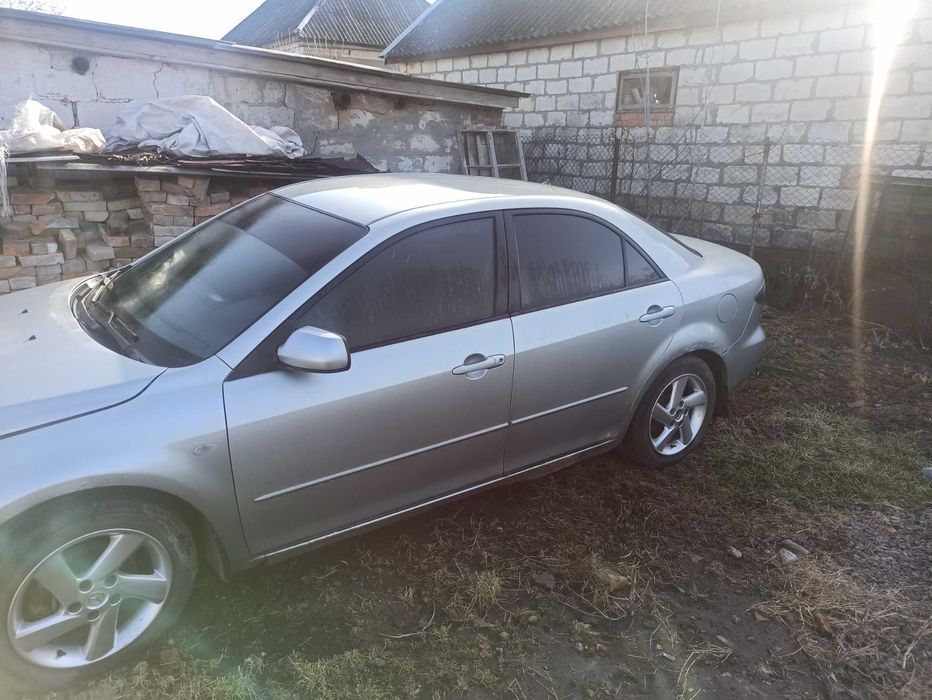 Автомобиль Mazda 6