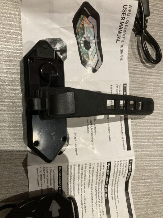 Luzes de bicicleta com mudança de direção  por comando