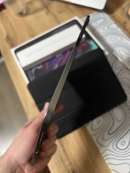 iPad Pro 11’ (64gb) 2018, + apple pencil