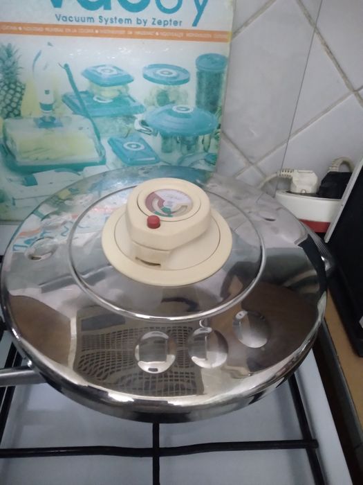 Продам крышку скороварка компании Цептер