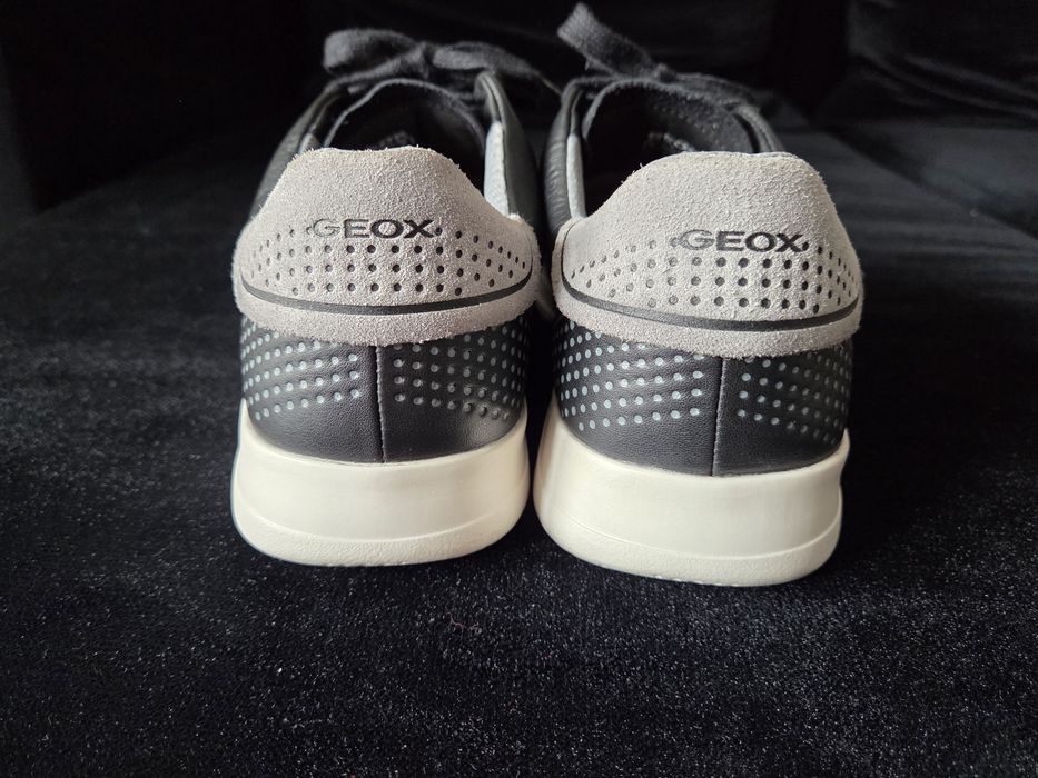 Buty  Geox  r41  Nowe