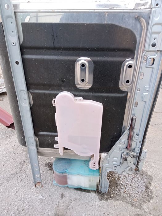 Посудомийна машина ELECTROLUX