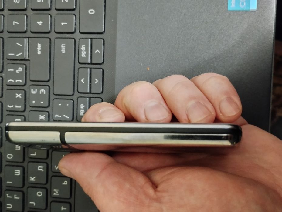 Nokia 6700 мобільний телефон