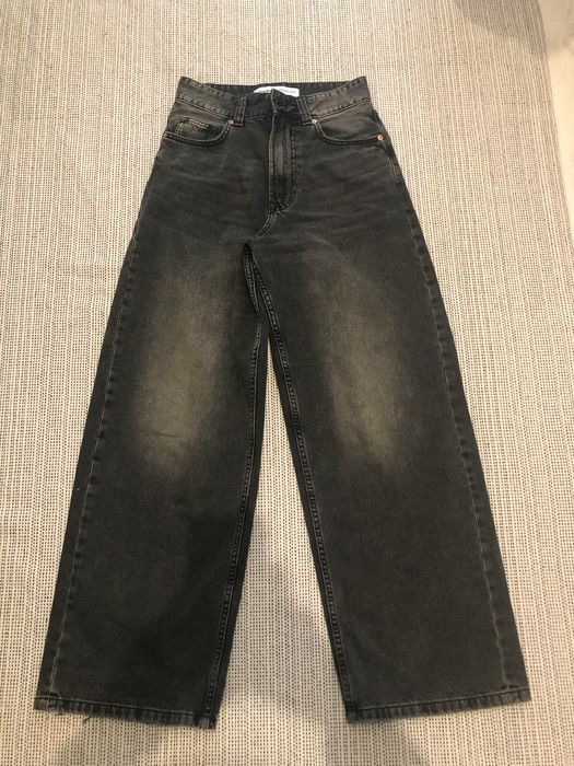 Джинси Bershka чорні з потертостями