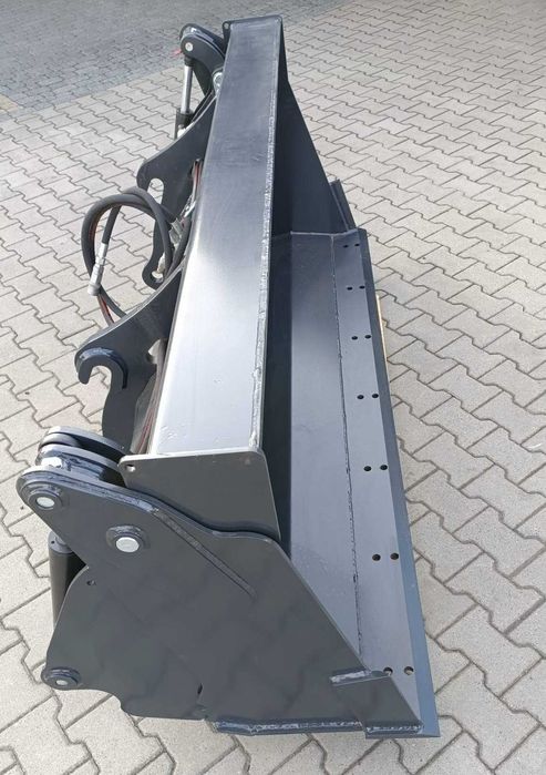 Łyżka szufla 4w1 szczęka rekin krokodyl