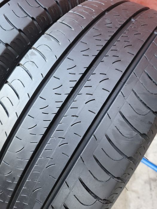 215/60/17C R17C GoodYear EfficientGrip 2шт ціна за 1шт літо шини