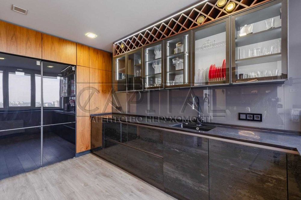 Apartment in Kyiv, Chokolivka - View 4