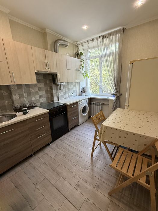 Продам гарну 2-кімнатну квартиру на вул.Декабристів_повний капітальний ремонт!_сертифікат/ваучер+