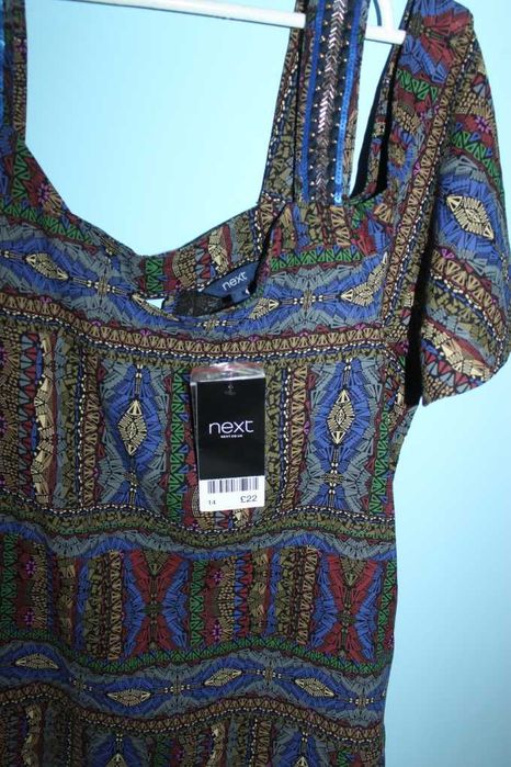 Bluzka z odkrytymi ramionami