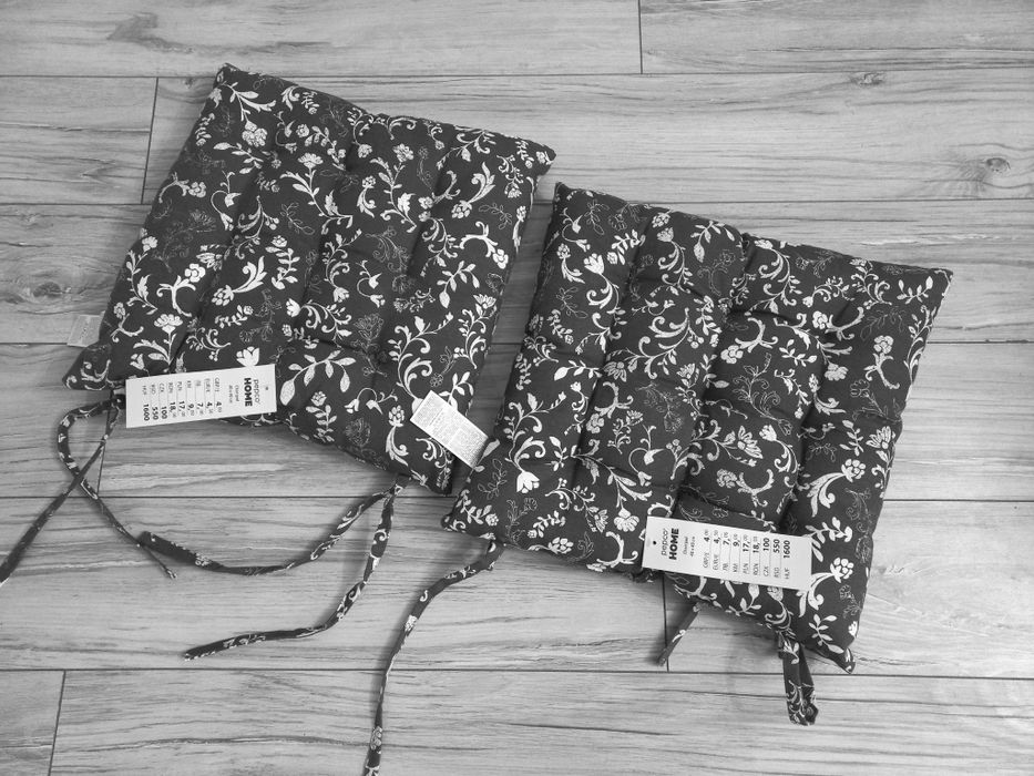 Poduszki z troczkami, 2szt. Nowe