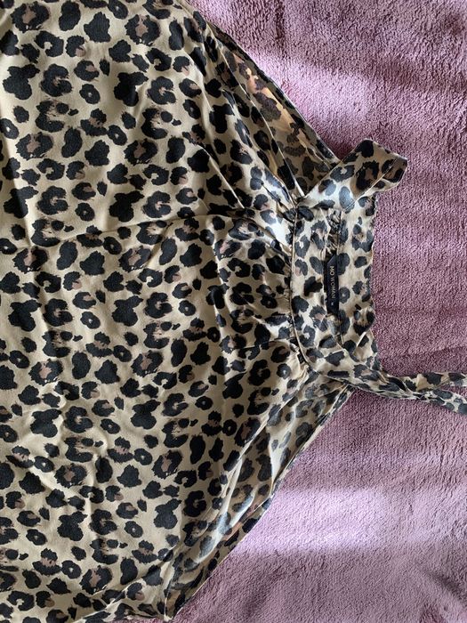 Vestido padrão tigresa “Modalfa” tamanho M sem mangas