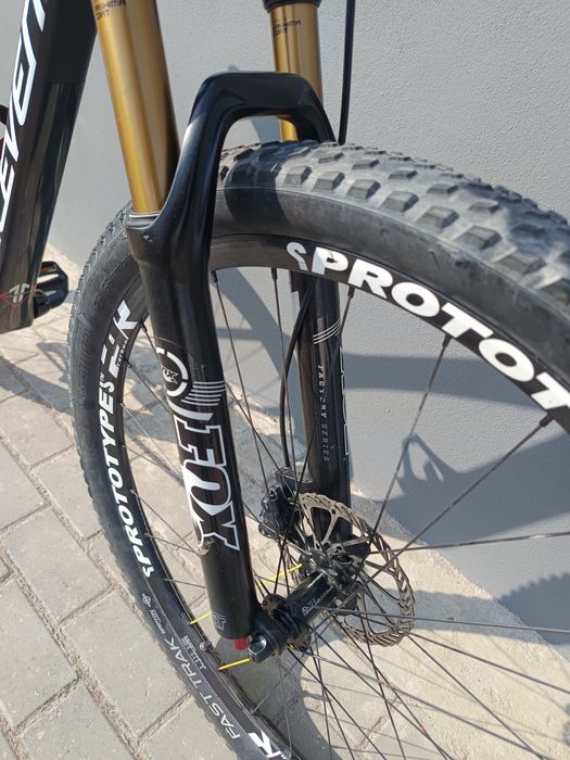 bicicleta btt carbono R29