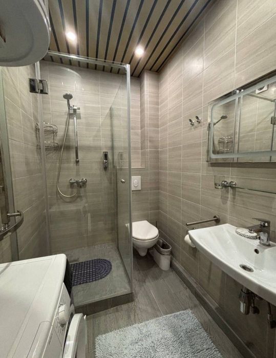 Здається 2-х кімнатна квартира - студія і спальня, район Нагорки