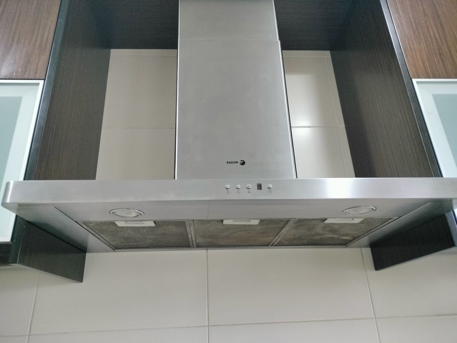 Exaustor Fagor para peças ou quem souber arranjar.