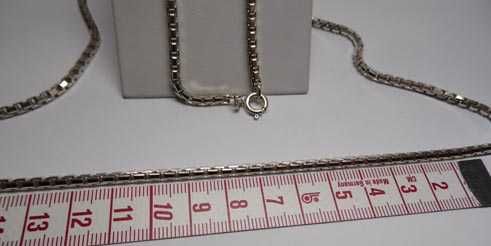 Kostka wenecjana FBM długi srebrny łańcuszek 91 cm.