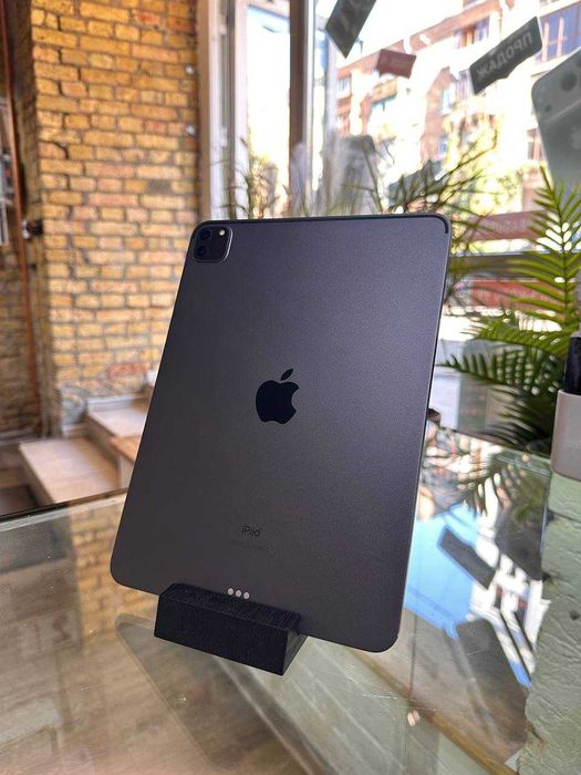 Apple iPad Pro 11" 256 ГБ Wi-Fi Space Gray | Чудовий стан | 90% АКБ | Гарантія 3 місяці