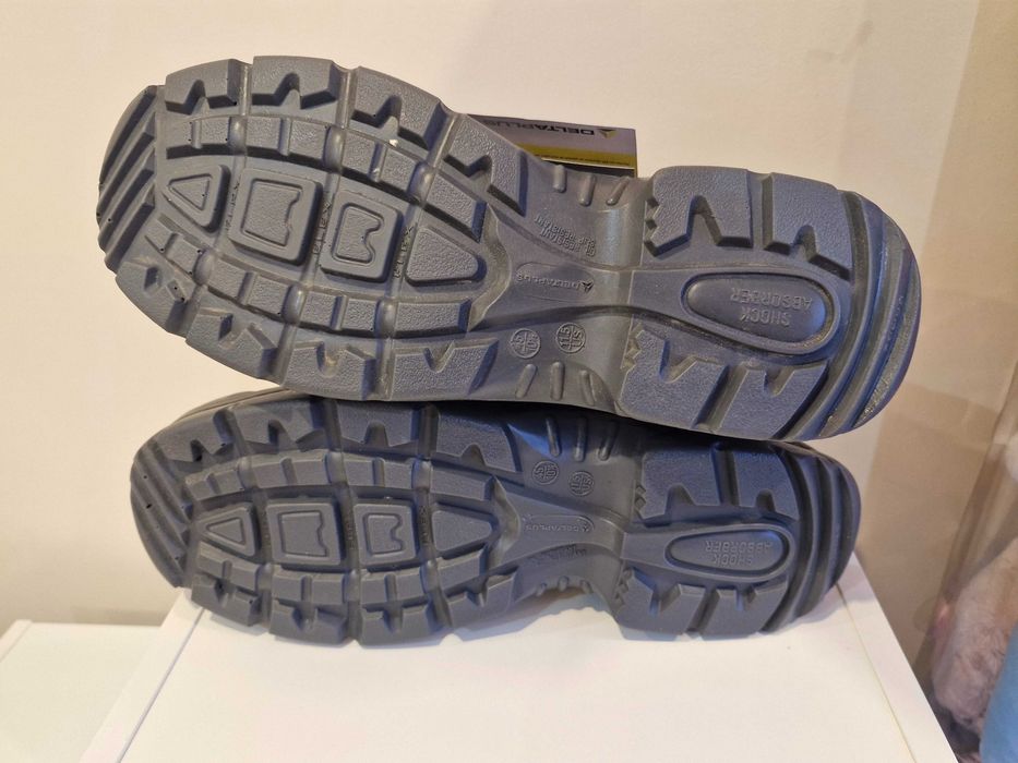 Buty męskie  DELTAPLUS ocieplane 45