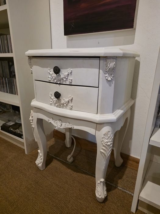 Mesinha de cabeceira vintage