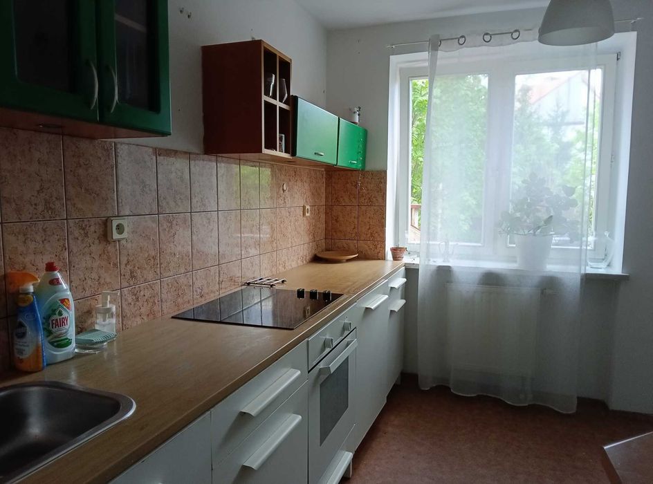 Pokój dla studentki jednoosobowy/ Bright single room for a student