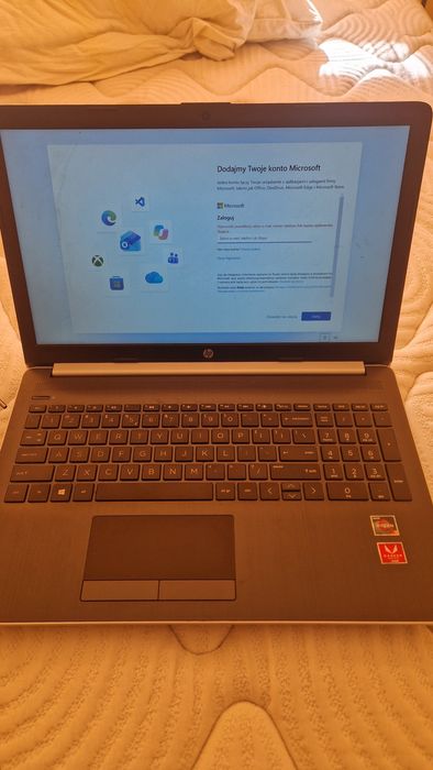 Laptop HP model 15-db1001nw