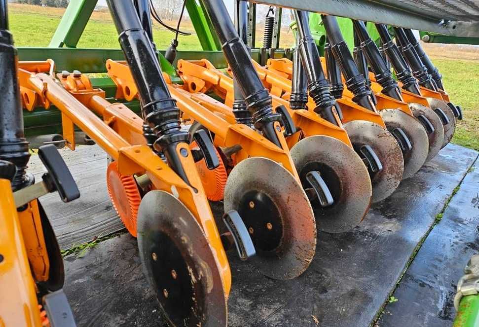 Siewnik Zbożowy Amazone D9 Ad D 9 Talerzowy 3000 Special Rotec Kółka