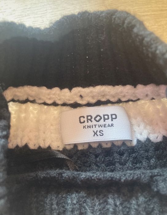 Sweter w paski oversize cropp