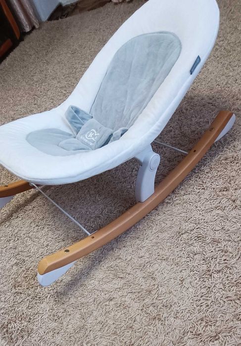 Шезлонг - гойдалка Kinderkraft Finio White