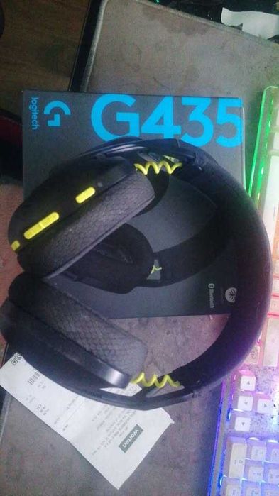 Headphones Logitech G435