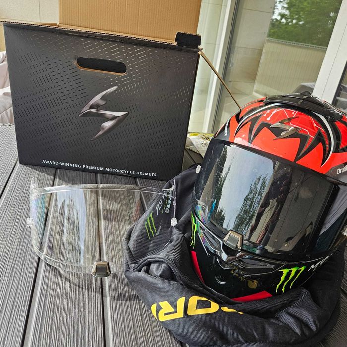 Capacete Scorpion EXO-R1 Air Fabio Quartararo Monster