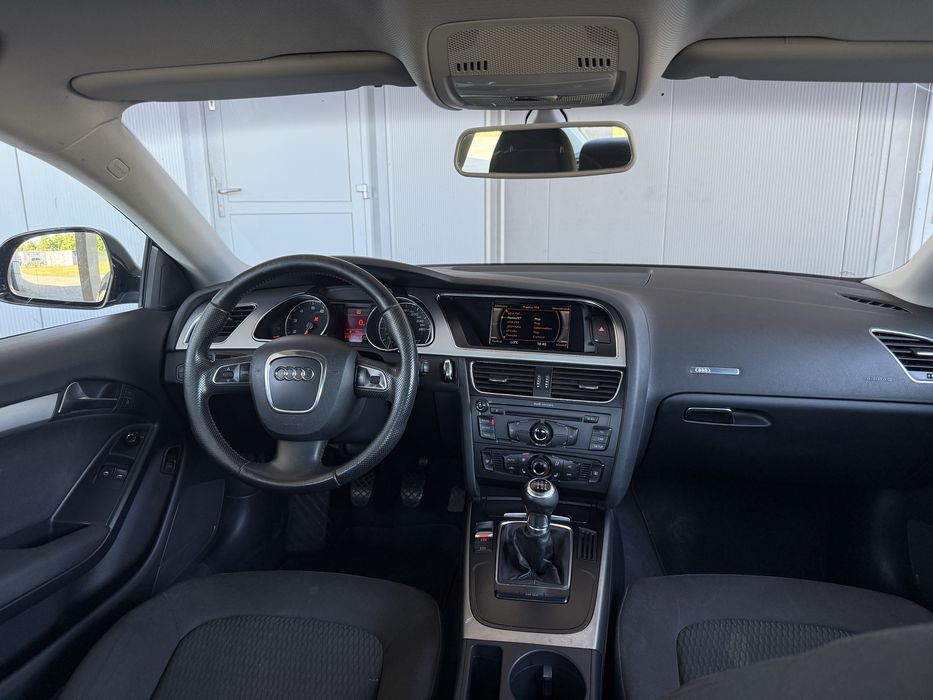 Audi A5 1.8 Turbo 180KM *Navi * Klimatronik * Led * Alu * Zadbana *