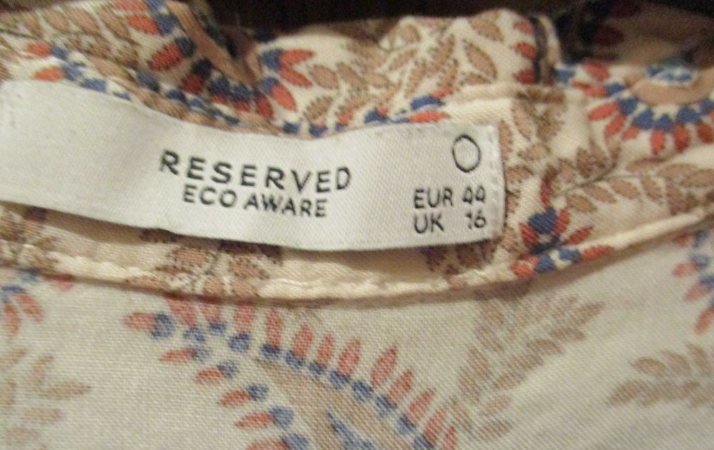 Koszula długi i rgulowany rękaw.Reserved.44