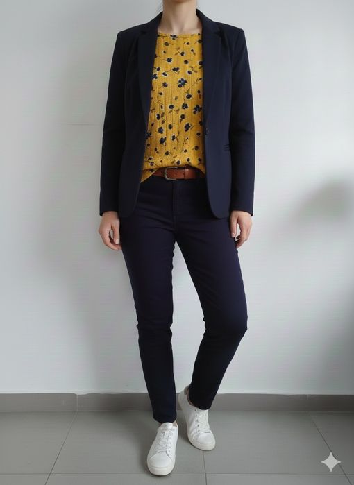 Blusa padrão floral, fluída e alegre - Lefties - Tamanho L