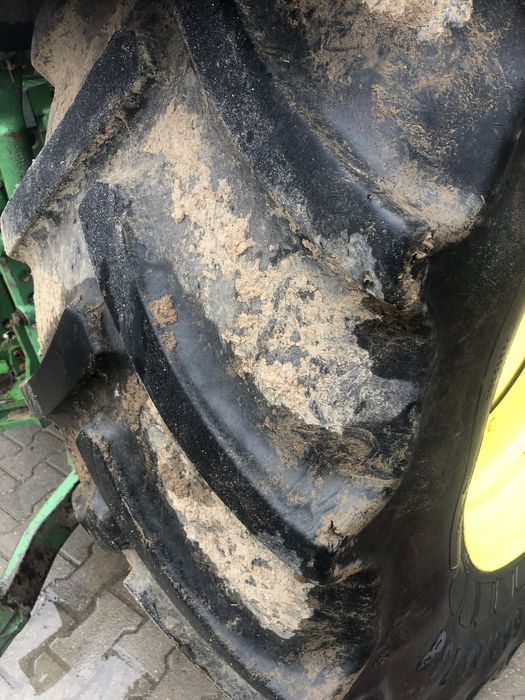 Opona continental 600/65/38