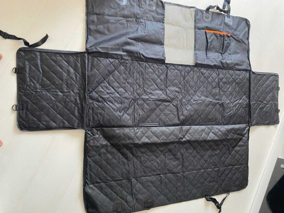 Mata Pokrowiec do Samochodu dla Psa Kota z Kieszonkami Ochronna Lekka