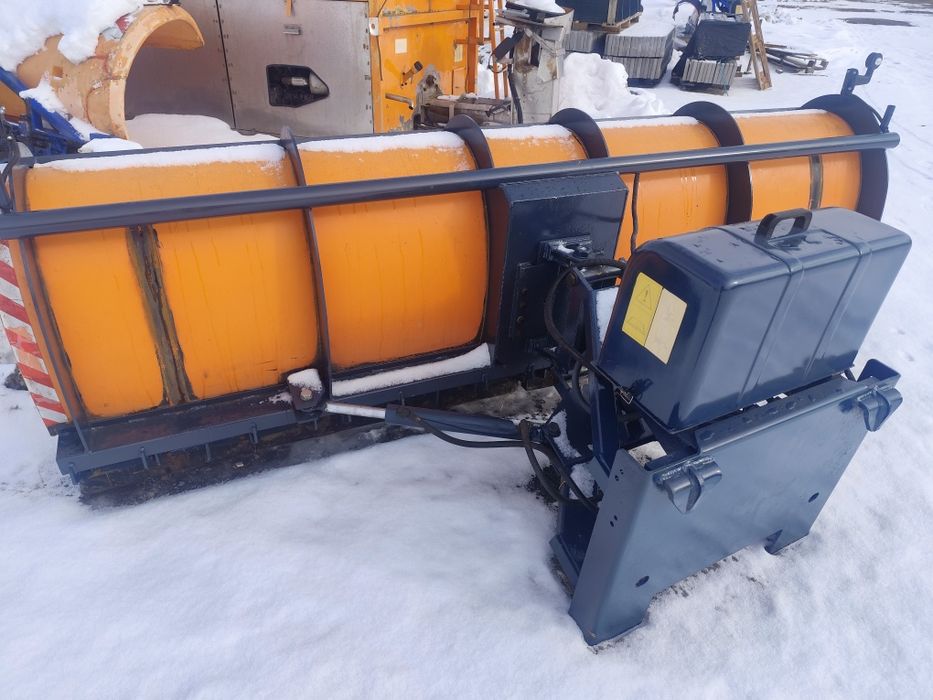 Pług do śniegu OZAMET własna hydraulika