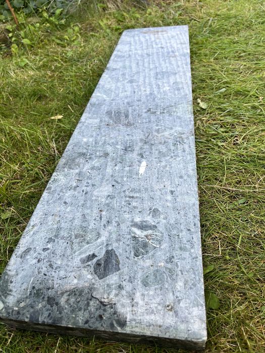 Parapet kamienny zielony