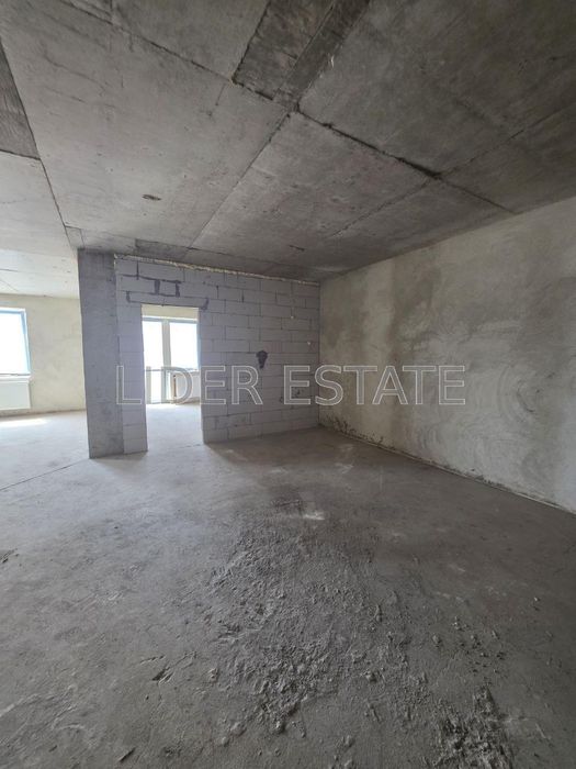 Продам 1-кімн. квартиру 74м² на 2/5 у ЖК Озерний край, Ужгород! - View 4
