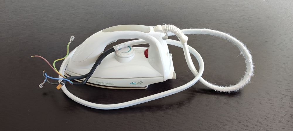 Ferro de caldeira Morphy Richards para peças