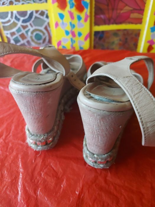 Sandałki na koturnie damskie rozmiar 38