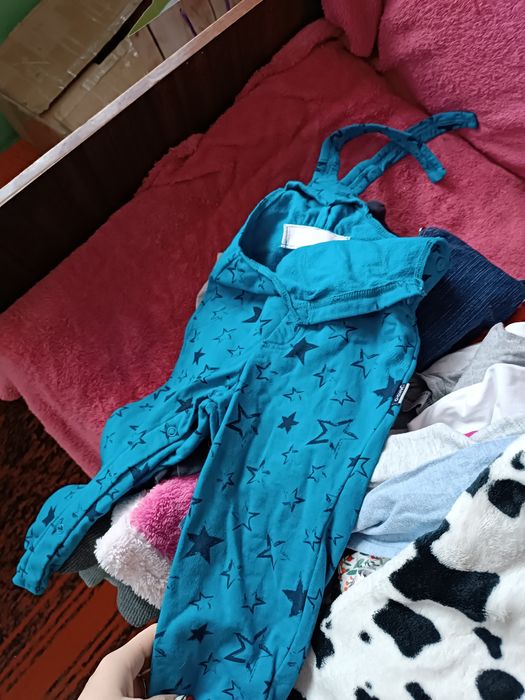 Віддам речі на дівчинку 2 роки